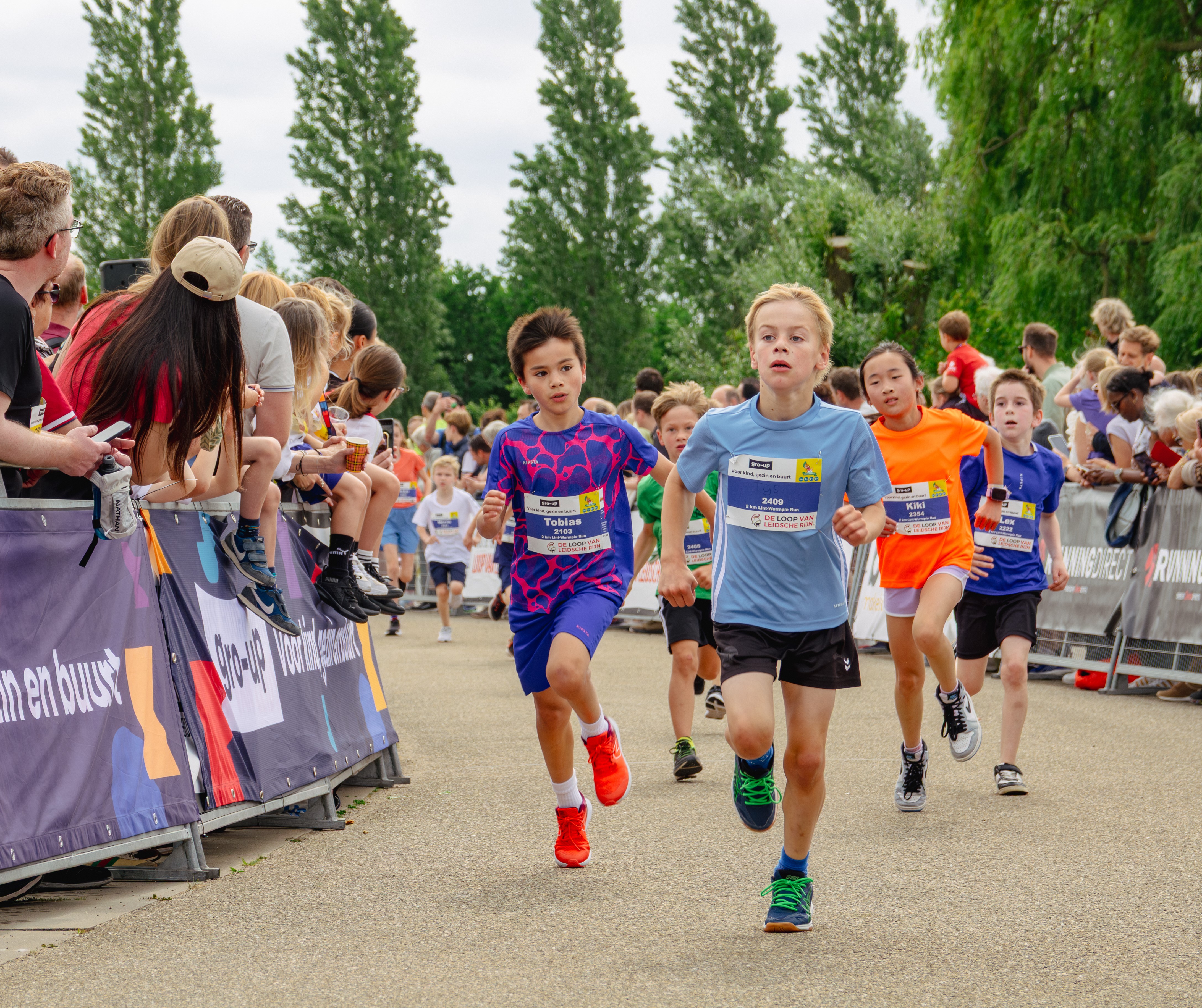gro-up kinderen rennen de Lint Wurmpie Run 2025